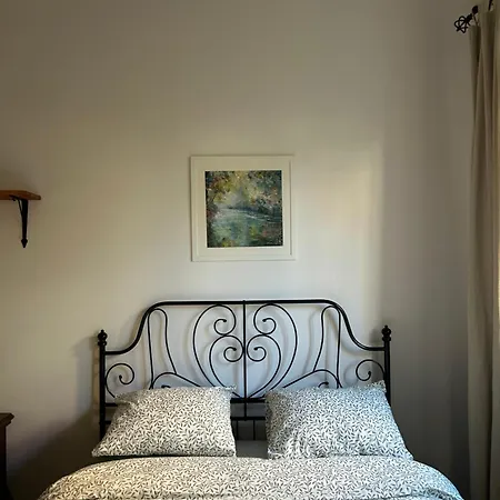 Picturesque, Cozy And Quiet Apartment